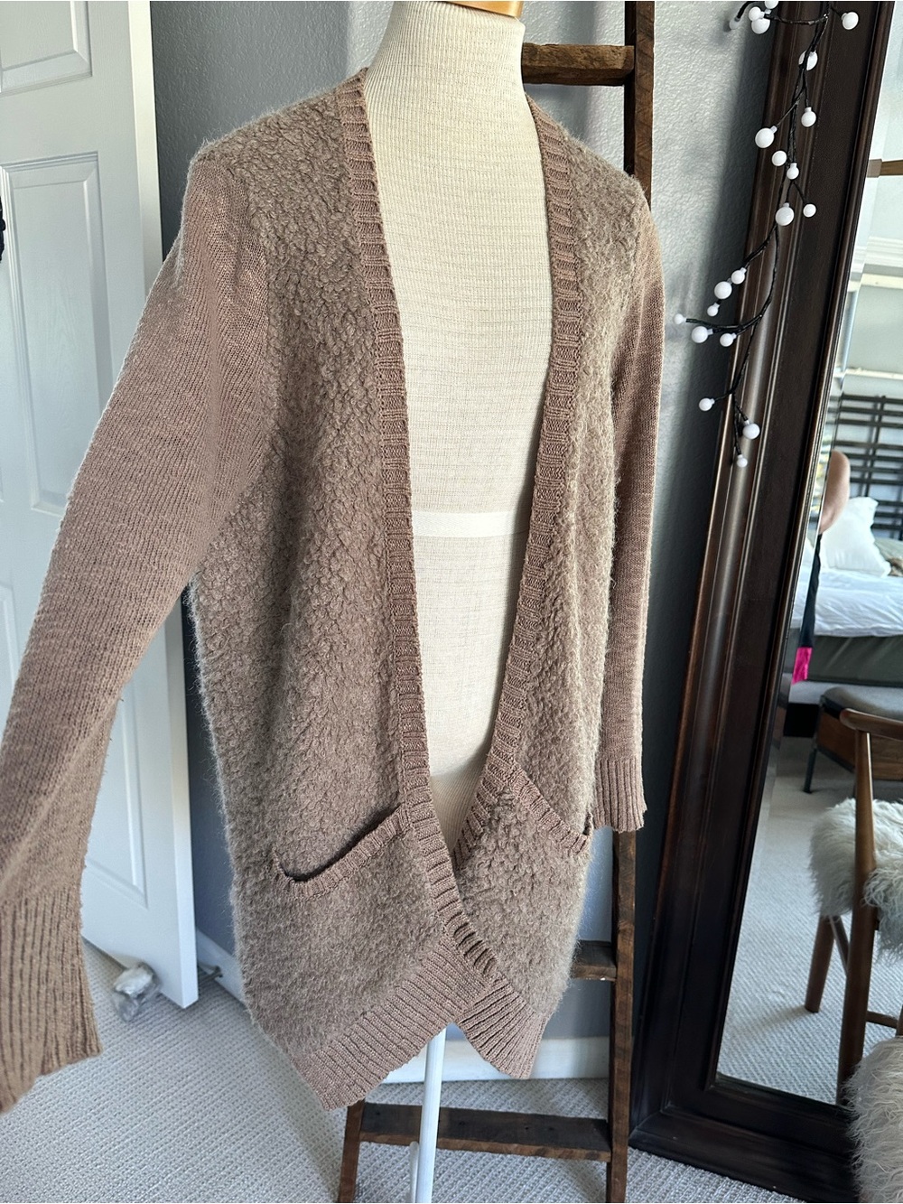 Anthropologie “Sleeping on Snow” Cozy open front cardigan, size large - Picture 3 of 14